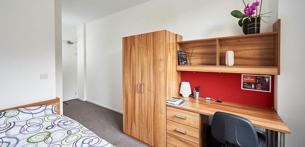 Zeni Ensuite, Cambridge CBG Екстериор снимка